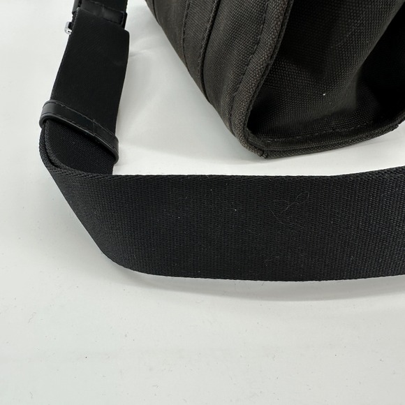 Marc Jacobs The Tote Bag Black Mini Small Canvas Tote M0016493 001 Handbag Purse - Picture 7 of 7